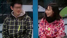 250606旅行で恋人未満の男女がズッコンバッコン028